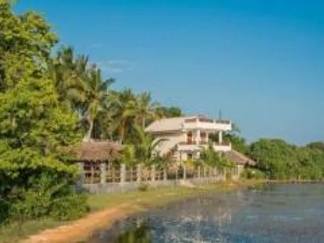Hideaway Lodge