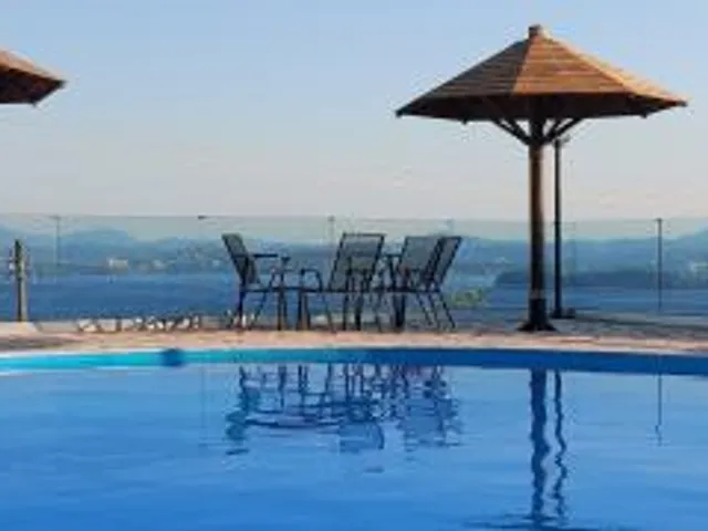 Stefanos Place
