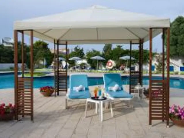 Happy Days Hotel