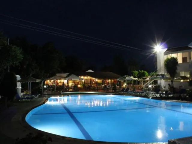 Asterias Bay Hotel