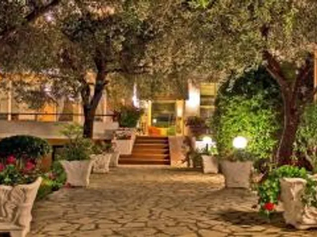 Saint Nicholas Hotel