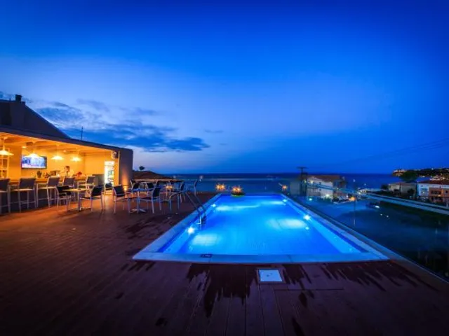 Porto Planos Beach Hotel