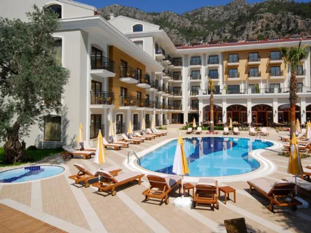 Meril Club Hotels & Spa