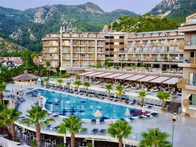 Turunç Premium Otel