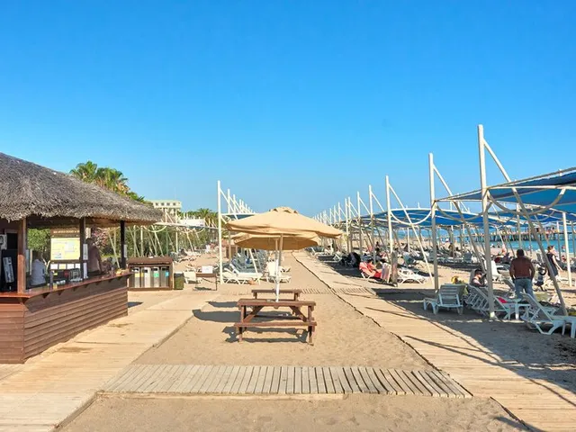 Seaden Sea World Resort & Spa