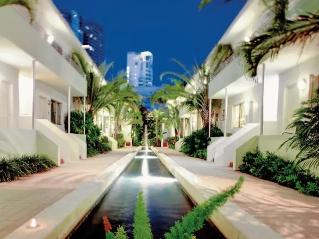 Dorchester South Beach Hotel & Suites