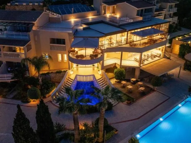 Gerakas Belvedere Hotel & Spa