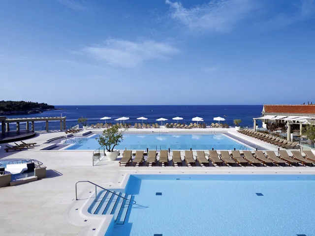 Arena Verudela Beach Resort & Verudela Villas