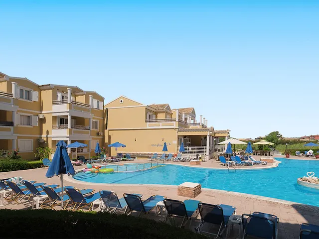 Paradise Hotel