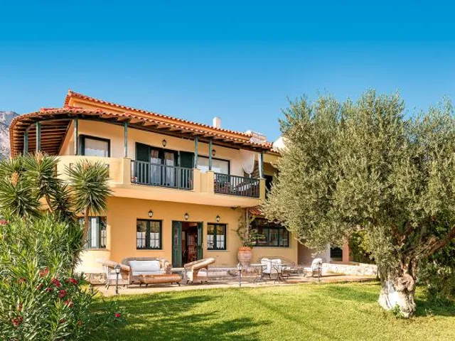 Ledra Samos Hotel