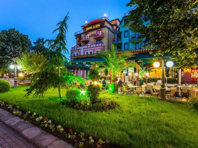 Saint George Hotel & Medical Spa