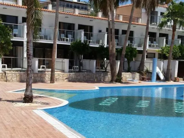 Pambos Napa Rocks