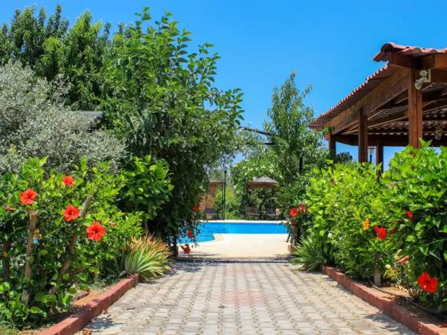 Lapida Hotel