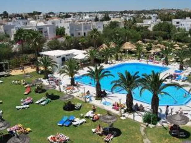 Golf Residence- Families and Couples Only