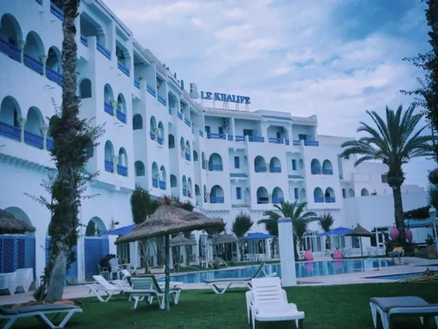 Le Khalife
