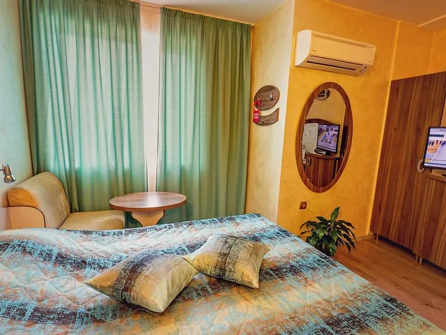Hotel Color