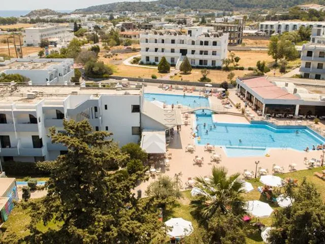 Evi Hotel