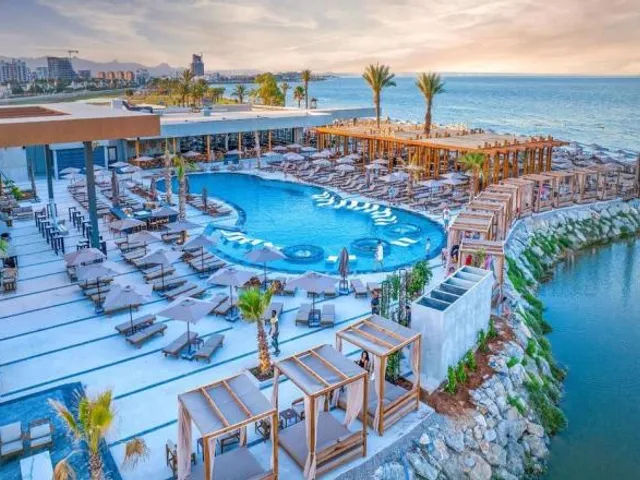 Grand Sapphire Resort