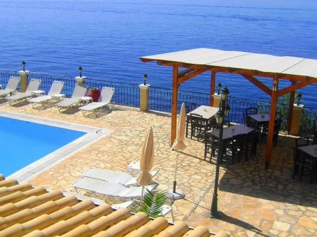 Oceanis Rooms Apartments