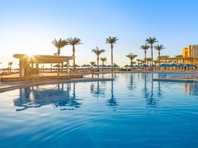 Beach Albatros Resort