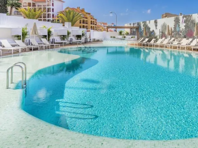 Ohasis Boutique Suites