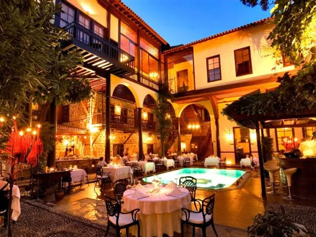 Alp Paşa Hotel