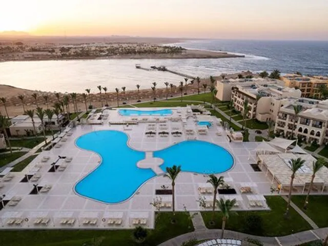 JAZ Lamaya Resort