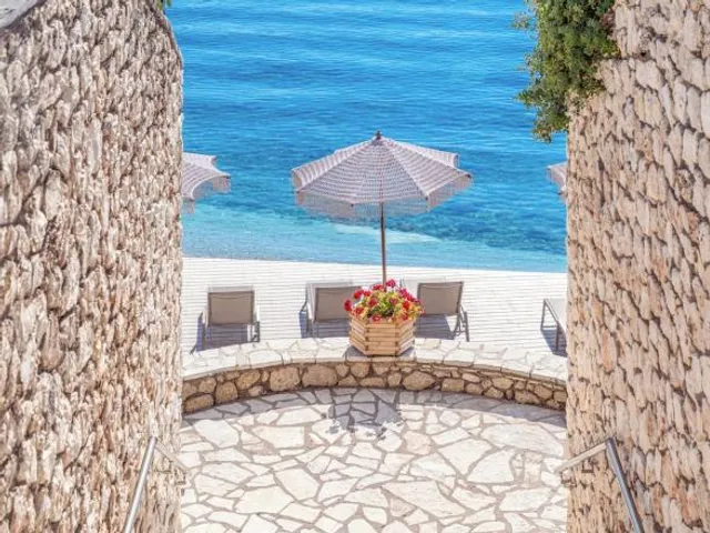 Porto Galini Seaside Resort & Spa