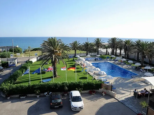 Golden Sands