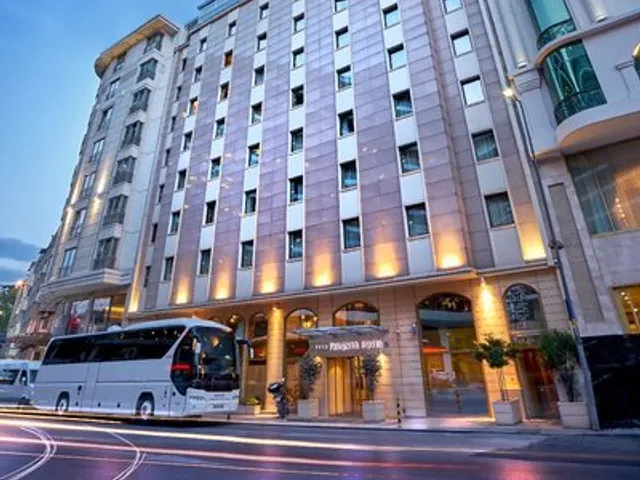 Feronya Hotel