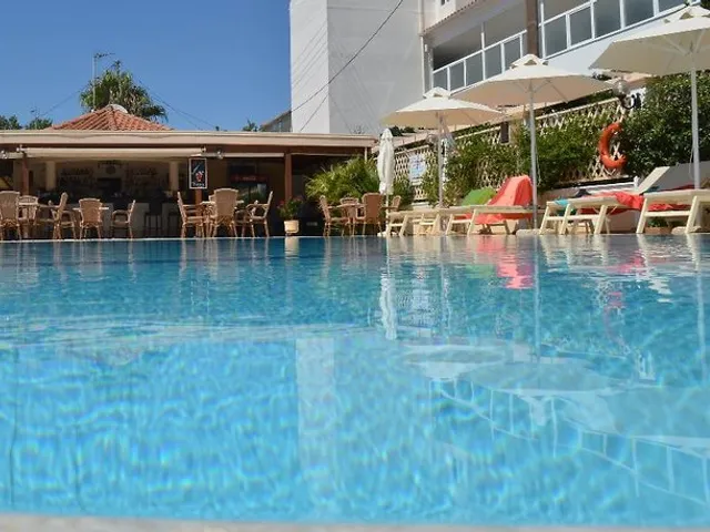 Metaxa Apartments