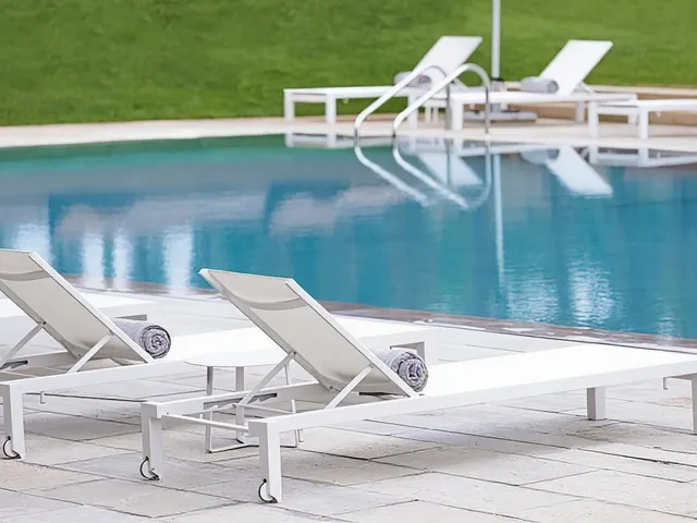 Ozadi Tavira Hotel
