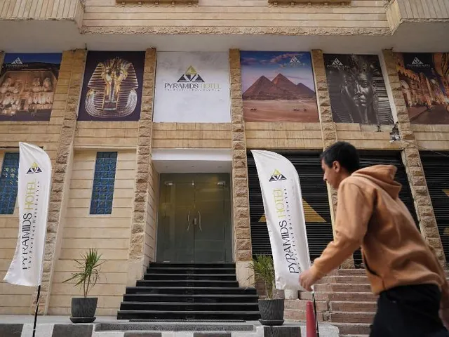 Pyramids Hotel